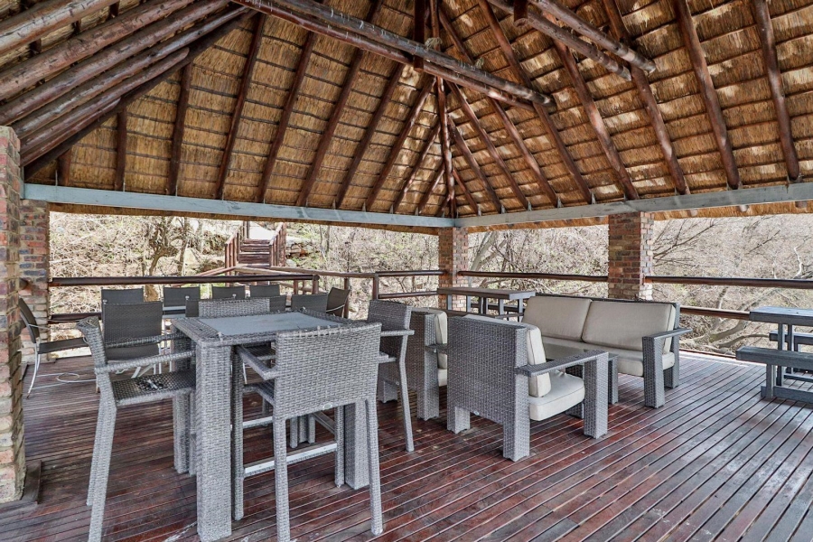 4 Bedroom Property for Sale in Boschenvaal River Front Lodges Free State